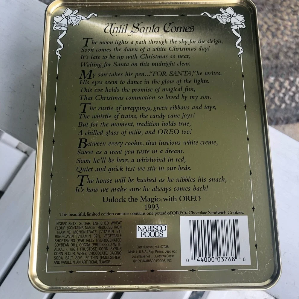 Vintage 1994 Oreo Cookie Christmas Tin